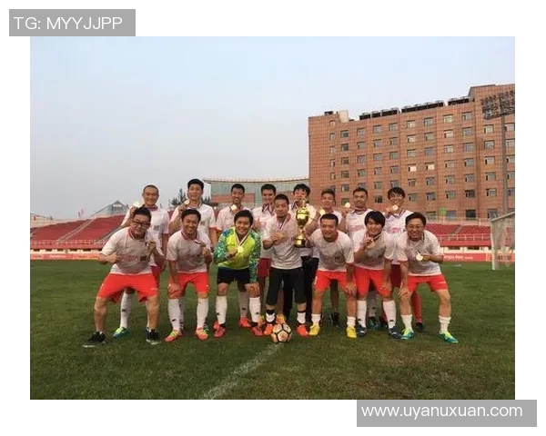 赛后分析西安足球队与南京足球队的团队协作与战术执行情况